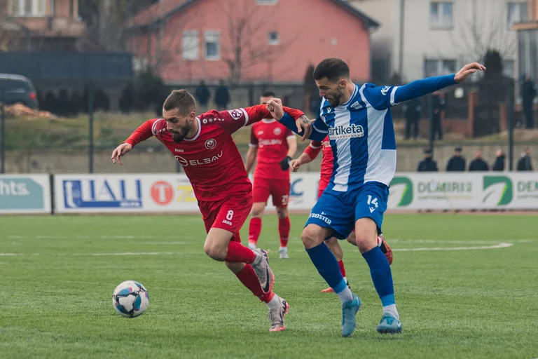 Sunnuntain ilotulitus Superleague: tärkein huomio maan.
