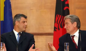 Sali Berisha 용 이전 U 리더 그들은 무죄입니다.