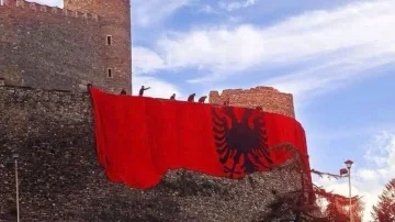 “Svercerat” popiera 13 grudnia protest w Skopje: wojna KLA była sprawiedliwa i walka o wolność
