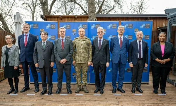 KFOR Komutanı QUINT, EU ve Türkiye Kosova'daki Diplomatik Temsilcileri, güvenlik durumuyla ilgili görüşmeler