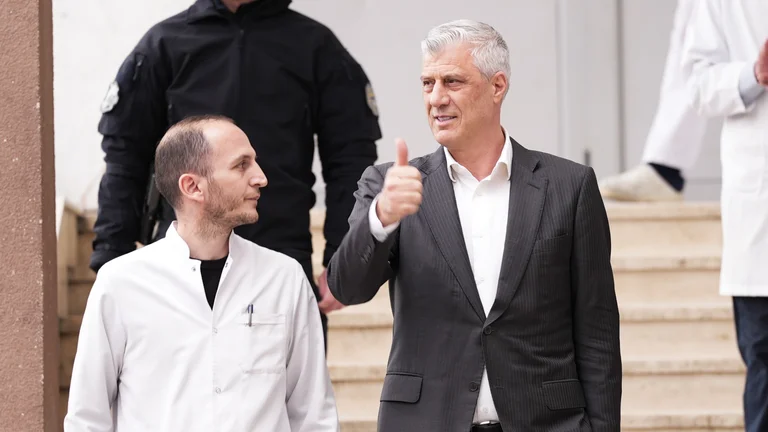 “Return as soon as possible...” - Thaci'nin babasına tedavi eden doktor ona ne söylediğini anlatıyor.