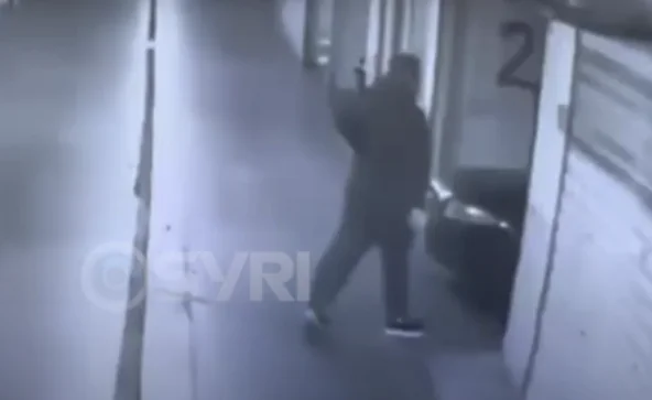 רצח איש עסקים באלבסאן: מבט מהרגע שבו החשוד לוקח את מכונת הפשע