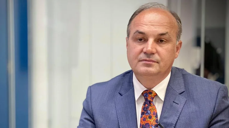 Hoxhaj: Serbia deshi ta aneksojë veriun siç bëri Rusia me Krimenë, “luftën diplomatike” e ka shndërruar në opsion ushtarak