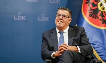 Haziri : Kosovo는 정부없이 의회없이 사랑하고, 곧 국가 예산없이