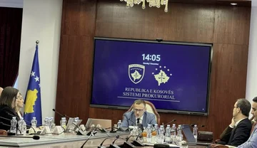 KKP의 스캔들, 리더는 확인합니다 : 그들은 그들에게 호의를 약속, 메시지를 통해 압력