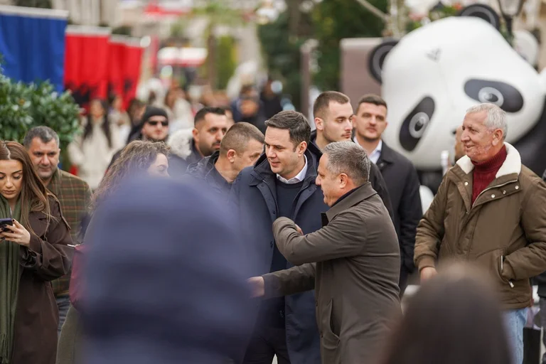 Abdixhiku encontra as estruturas da LDK em Prizren: Vi a vontade das pessoas de dar governos dignos ao país