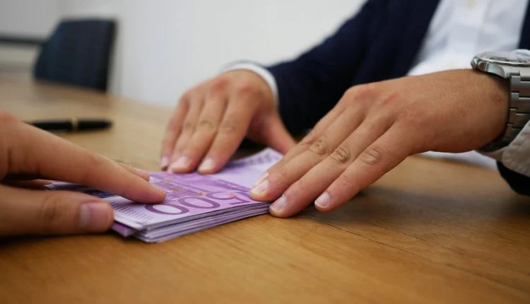 File trap: The Destructive Effects of Illegal Loans