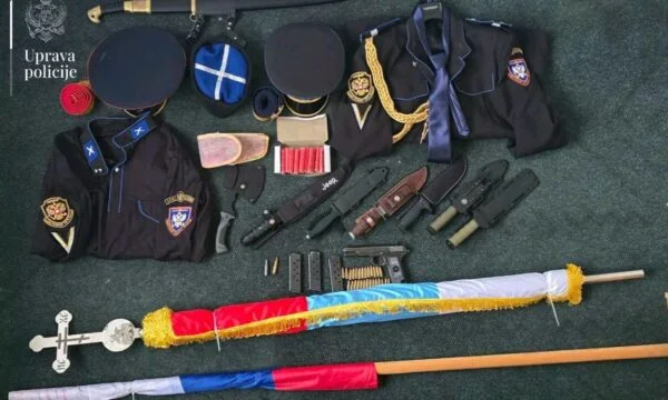 Polícia montenegrina prende mercenários que lutaram pela Rússia contra a Ucrânia, apreendem uma quantidade adicional de armas