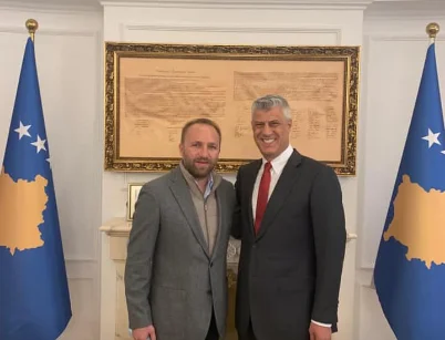 Thaci chama Abelard Tahiri: Com sua voz, nos dê coragem em nosso compromisso