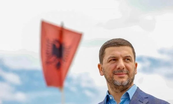 Красницкий 28 ноября - День, когда сердца албанцев бьются сильнее, чем когда-либо