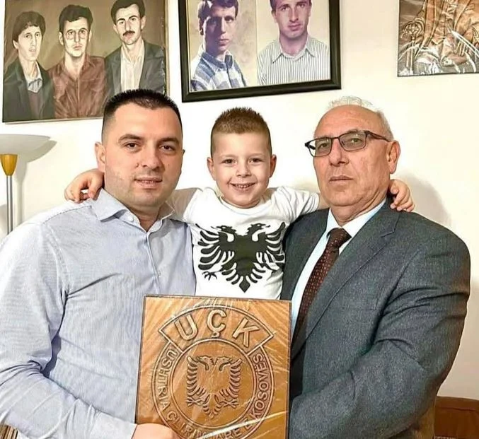 28 listopada: Syn Fadil Fazliu, wiadomość do ojca, który jest w Hadze