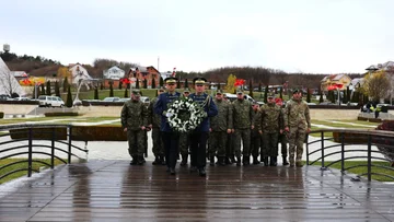 KSF는 Prekaz Memorial Complex에서 승리합니다.