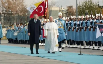 Pope Leon은 Ankara의 Erdogan에 의해 예상됩니다.