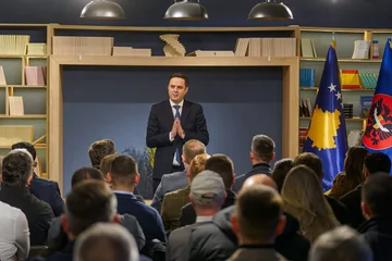 Abdixhiku 전화 mergata: 구독, 당신은 Kosovo에 와서 우리는 휴가 투표에서 당신을 기대