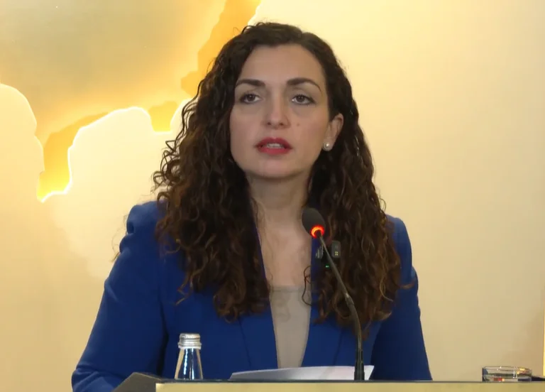 Paradoxo: Para Osman é <x0 normal” que o estado está em crise institucional há 10 meses.