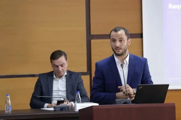 Pristina 의회 청원, 심지어 PDK는 도구 운송에 투표 할 것이다