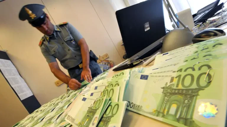Italiensk politi opdager stor narkotikahandel ring ledet af albanske grupper