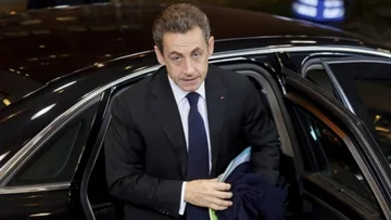 Sarkozy는 두 번째 시간 동안 감옥에 문장