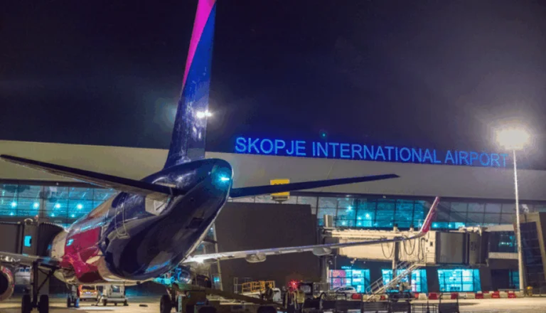 Furtunile puternice provoacă haos la aeroportul din Skopie, zborurile opresc