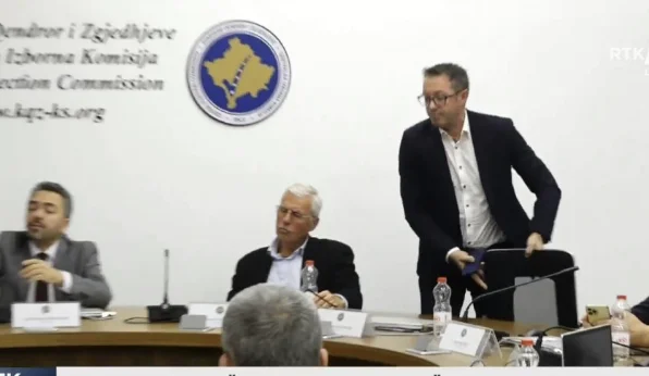 אימוץ התקציב לבחירות, קרסניצ'י מאיים על חברי ה-CEC ונושא את הפגישה: יש לך השלכות
