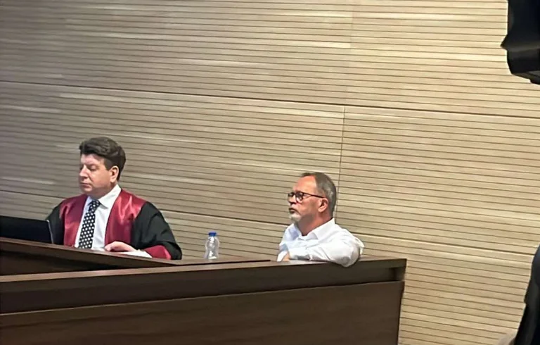Nagip Krasnichi מתחיל את הפגישה, Bechiray Testifies