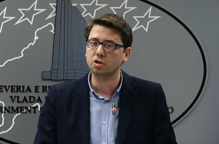 גשר לתנועה עירונית: מאבק פוליטי שLDK עושה על חשבון האזרחים