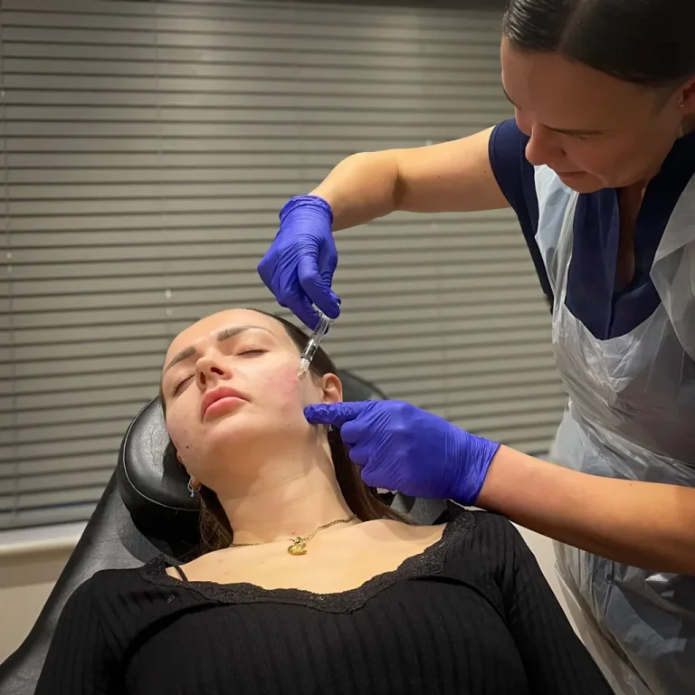 עזוב את הצלעות. לכן אנשים לוקחים זריקות על הפנים שלהם עשוי זרע דגים.
