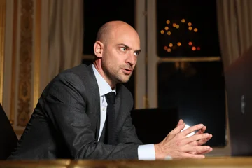 French top diplomat 오늘 우크라이나에 대한 유럽 카운터와 토론