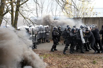 Crowds, Riots, EULEX에 의해 명시된 Kosovo 경찰 훈련