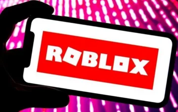 New rules on Robox: Children can't talk to adults who don't know