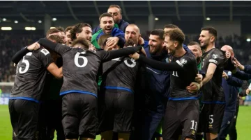 Kosovo könnte ohne vier Sterne, wenn mit gelber Karte gegen die Schweiz bestraft werden