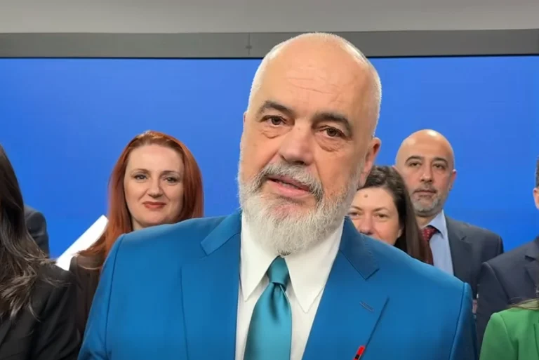 כל פרקי המשא ומתן לאיחוד האירופי, ראמה s'e, מסתתרים בשמחה בבריסל: גאווה לצוות של אלבניה