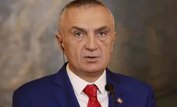 Ilir Meta primerja njegovo aretacijo s Sarkozyjevo: Ugrabila me je mafija.