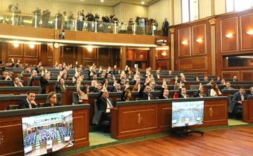 Signali za novo vlado, nekdanje opozicijske stranke nimajo glasov za Konjufko