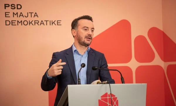 Molliqaj: Dëmi që bëri Kurti është më i madh se i Thaçit e Mustafës