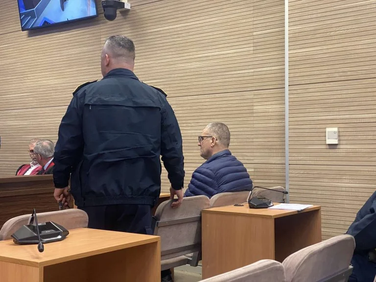 מרגל מאשים את בדרי שבן, מוארם קארים מופיעים לפני בית המשפט היום