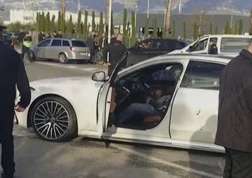 Nedavne podrobnosti atentata na Rinasa: vtaknil je pištolo, potegnil pištolo, zato je bil Gilmando Dan ubit.