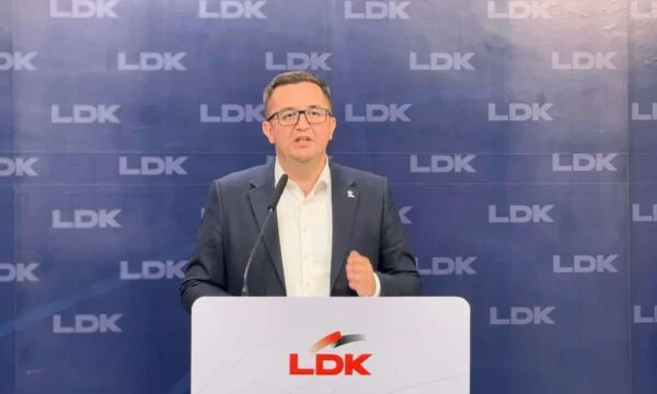 Mustafa, LDK: Kjo ditë e zgjedhjeve sot është e rëndësisë historike për Republikën tonë
