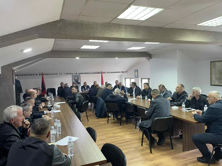“כל האלבנים צפויים להצטרף” הכמרים מתכוננים למחאה בשטרסבורג