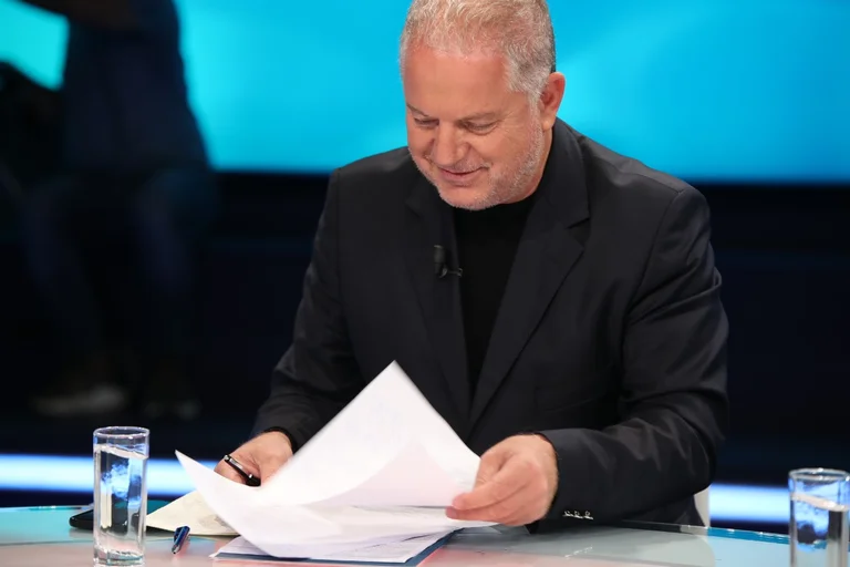 Haxhiu: Rama solli ndryshime në gjuhën ballkanike, tha në Beograd njihni Kosovën