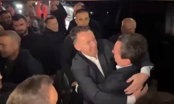 Glasujte o sumih manipulacije v Mitrovici.
