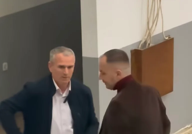 פיתוחים דרמטיים ב Mitrovica: התובע הראשי של המקרה והתובע חוזר ל- QKN שוב בא תהליך מאויש