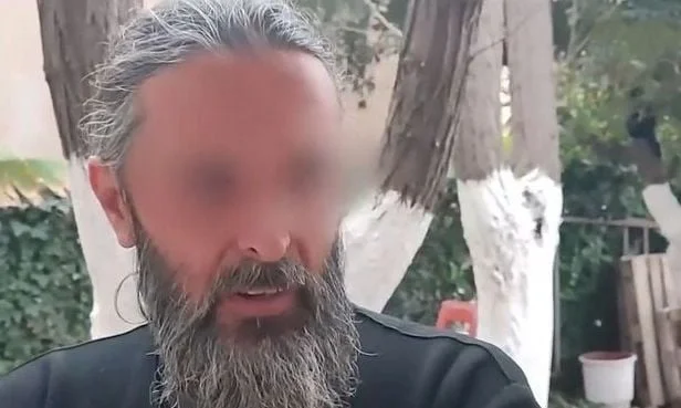 יוון מזעזעת: המודל שהפך להיות כומר שנתפס על ידי סמים טען לרפא סרטן
