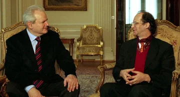 Hill: Rugovo srečanje z Miloševićem, ki so ga spodbujali Američani