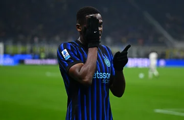 Die Inter gewinnt gegen Latium, gleicht Punkte mit Rom und wird Chef von Serbien A.