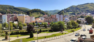Približno 98 % glasov v Kakaniku šteje, PDK vodi VV