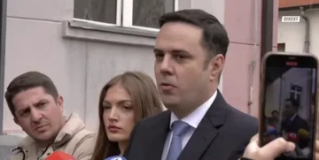 Voton Lumir Abdixhiku: Današnja država se vrača v suvereno