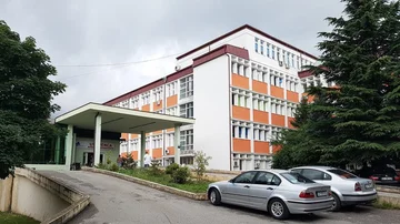 Vrella, Pec Hastanesi'ndeki mezar kaza: 9 yaralımız var. İki KKUK'a gönderildi.
