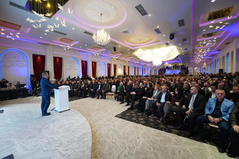 Ferit Idriz i PDK lezárja a kampányt: az egység és a bizalom gyakorlása a jövőben