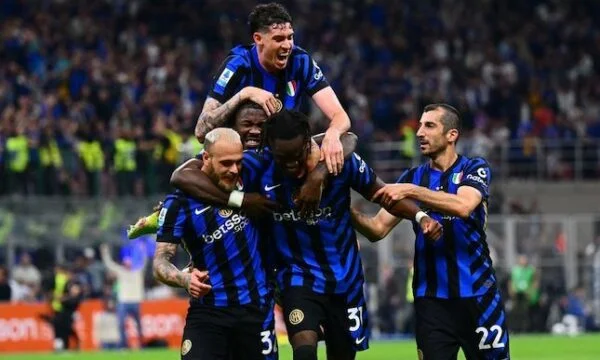 Inter Star 's House Kirabolva